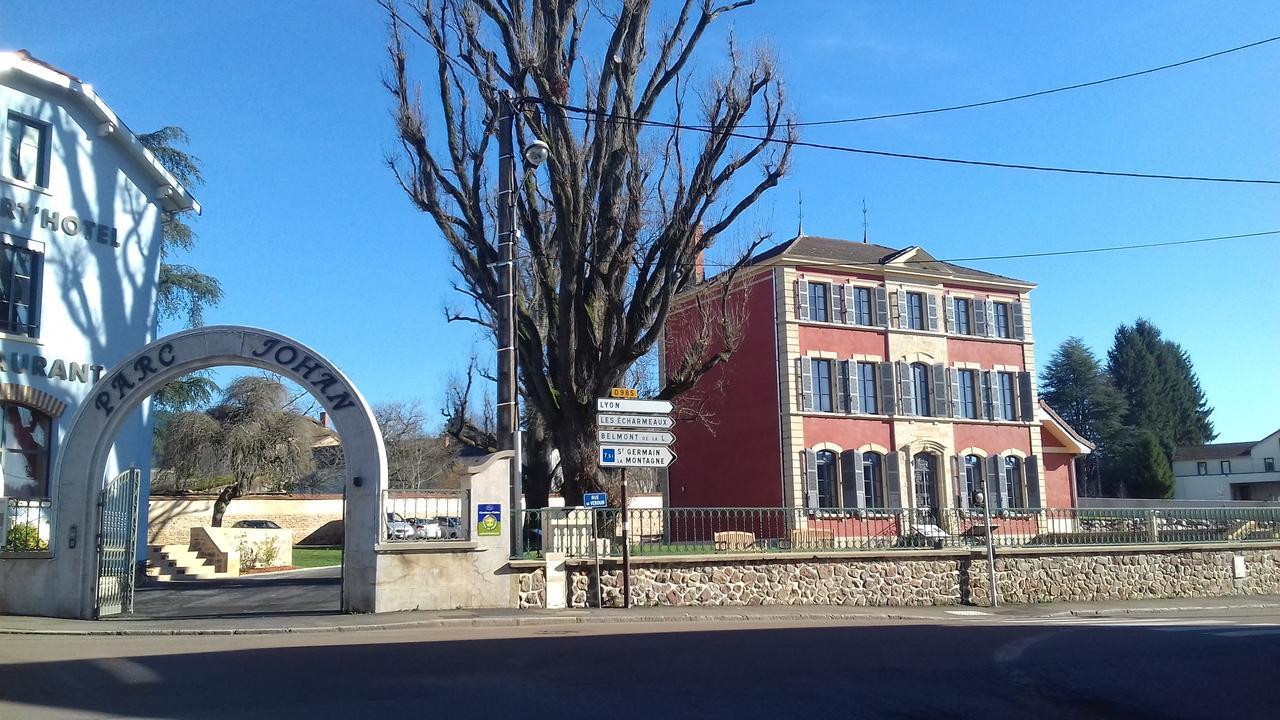 Appart'Hotel Parc Johan Chauffailles Extérieur photo